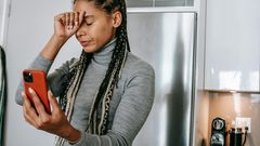 Long screen time is almost unavoidable in today's world [Pexels]