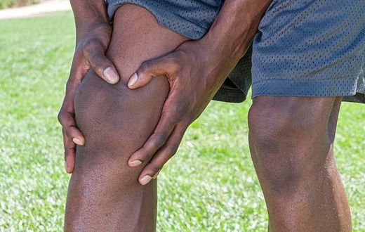 Why knees crack and pop [istockphoto]