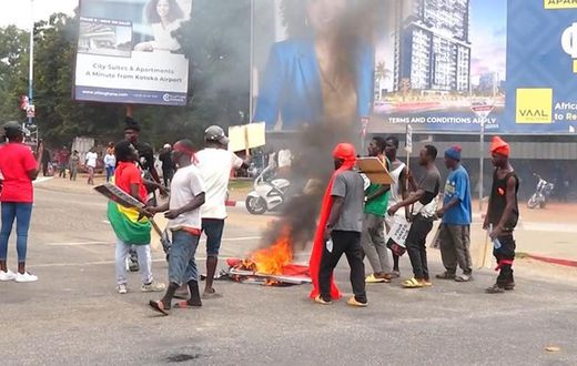 Violence erupts at Democracy Hub protest, scores arrested as protesters clash with police