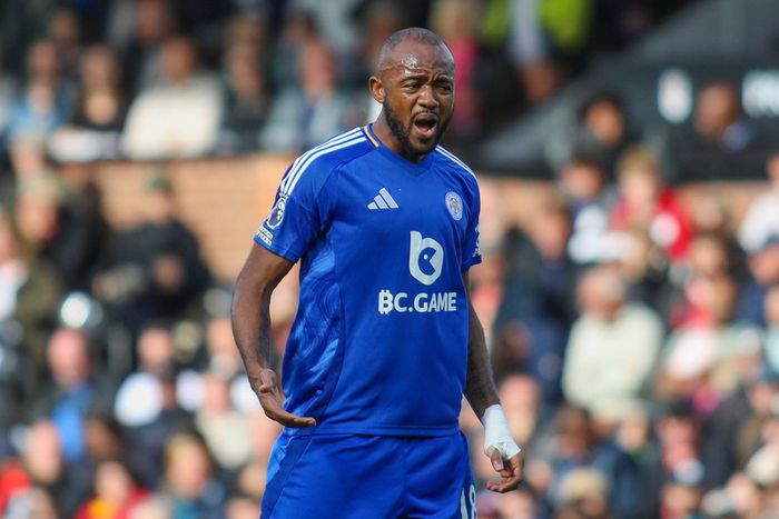 Jordan Ayew’s 25-yard strike wins Leicester City Goal of the Month award