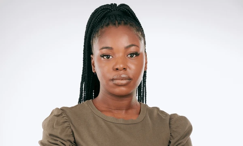 What do crossed arms really mean? [shuttershock]
