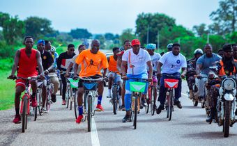 Cyclists lead education drive on importance of peace in Zebilla via 23km ride