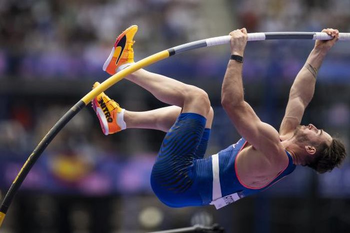 Pole vaulter whose manhood knocked him out of Olympics offered $250,000 porn deal