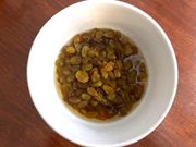 Soaked raisins