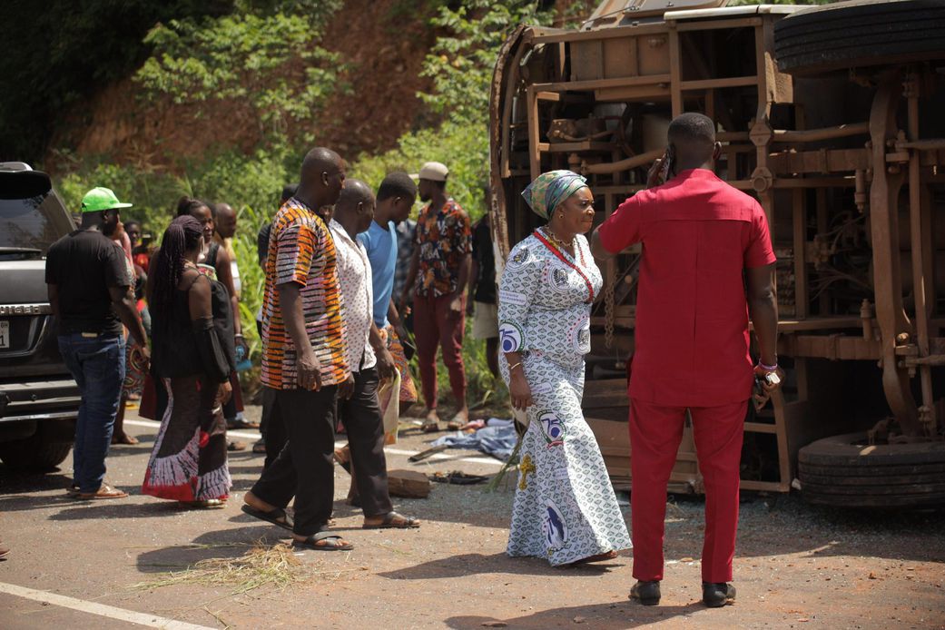 Tragic bus crash at Aseseeso claims two lives, injures several students