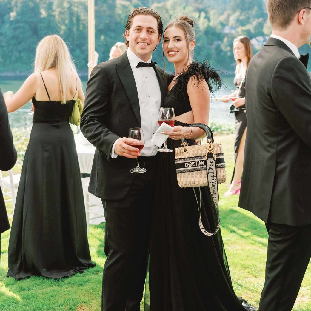 Step by step guide on how to dress for a black tie event (Men and Women)