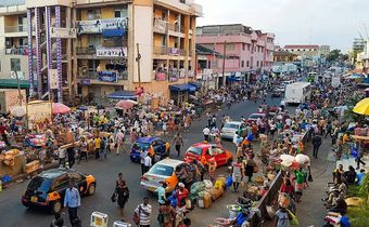 Accra via Muntaka Chasant/Wikimedia Commons