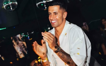Former Manchester City star allegedly punches one person in wild nightclub fight