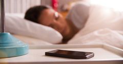 Having your phone nearby can disrupt your sleep [GadgetByteNepal]