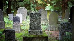 Graves in Britain