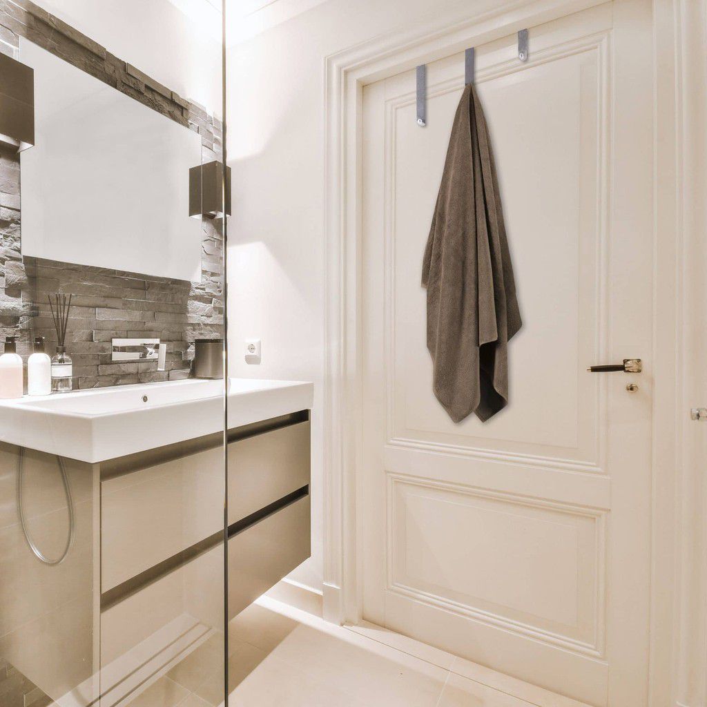 Never leave a towel in the bathrom [evideco]