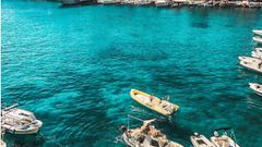 10 countries with dress code laws tourists must follow
