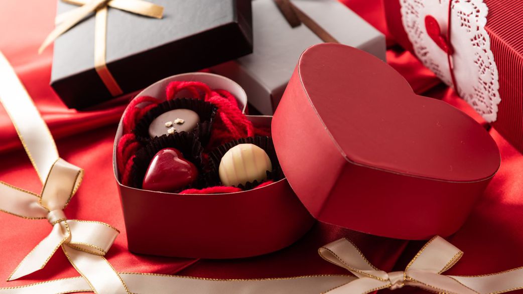 Here's why you should start planning your Val's day gifts before February 13th