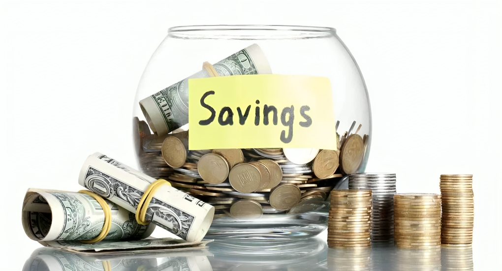 How to live on a GH¢1,000 or less salary in Accra and still save