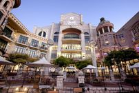 Canal Walk – Cape Town, South Africa via www.capetowndaytours.co.za