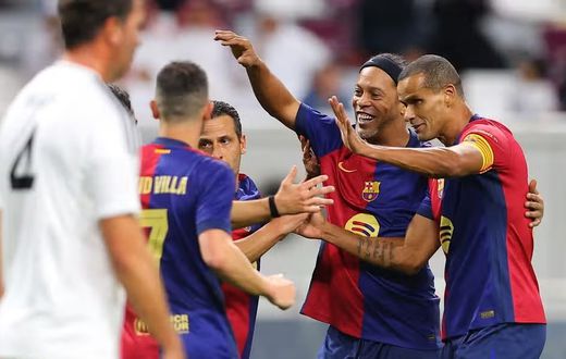 Barcelona Legends vs Real Madrid Legends