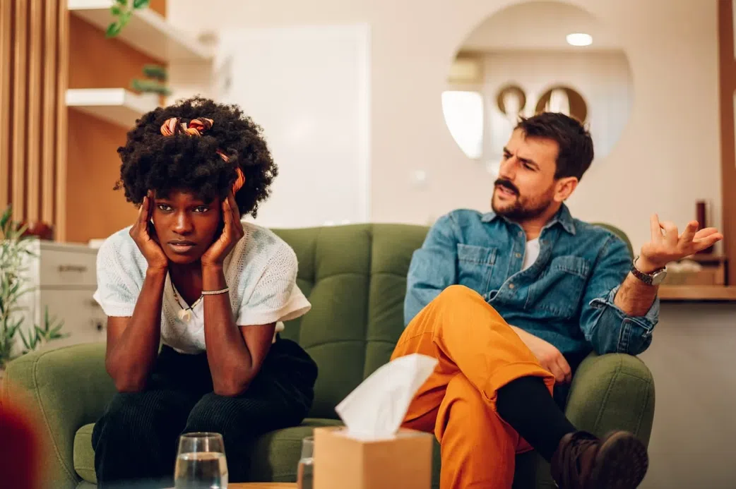 10 signs you're dating a narcissist and need to leave