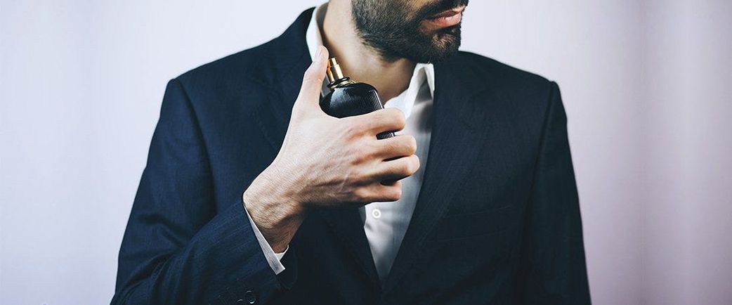 5 things men do that women secretly love (but will never admit)