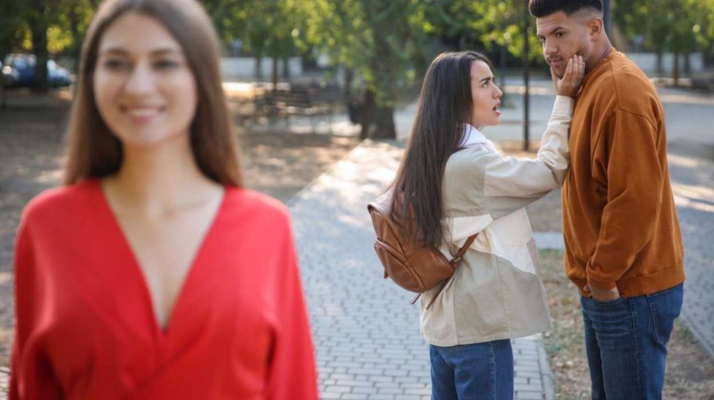 5 signs your ex is trying to get your attention on social media