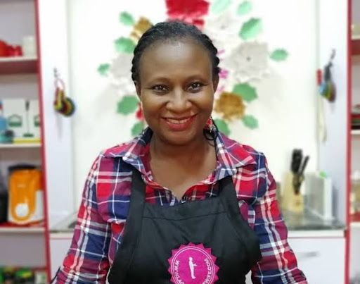 How to be a housewife and not attract insults from neighbours