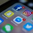 A review is underway of whether all Belgian military troops operating in Baltic states should no longer be allowed to use their smartphones in "certain regions and circumstances" due to the phones' geolocation feature