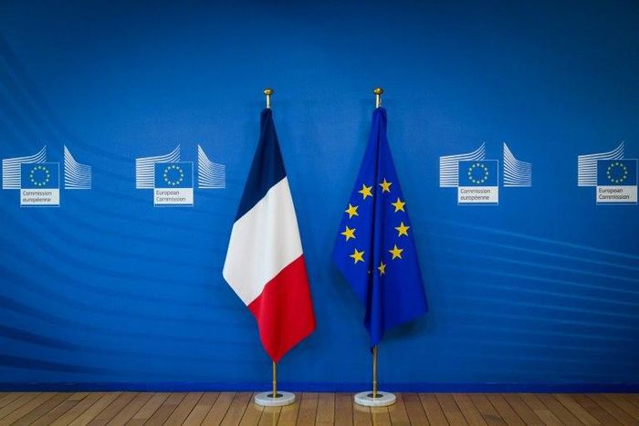 French companies are being urged to prepare for "all options" for a post-Brexit business environment, including the possibility that a new deal won't be struck between the EU and Britain