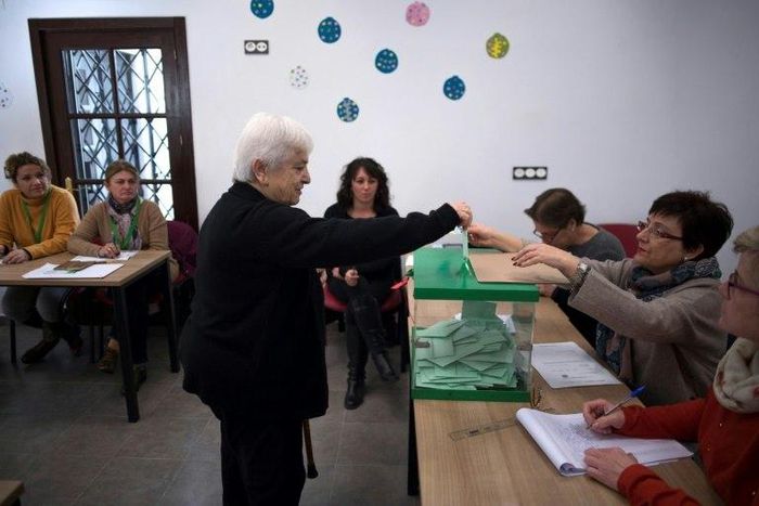 Andalusia's regional election has given a majority to right-wing parties in its parliament after 36 years of control by the Socialists