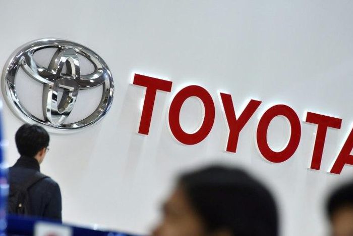 Toyota's profits beat forecasts