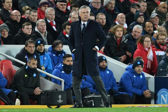 Napoli coach Carlo Ancelotti had said his side would be "idiots" not to reach the Champions League knock-out rounds.