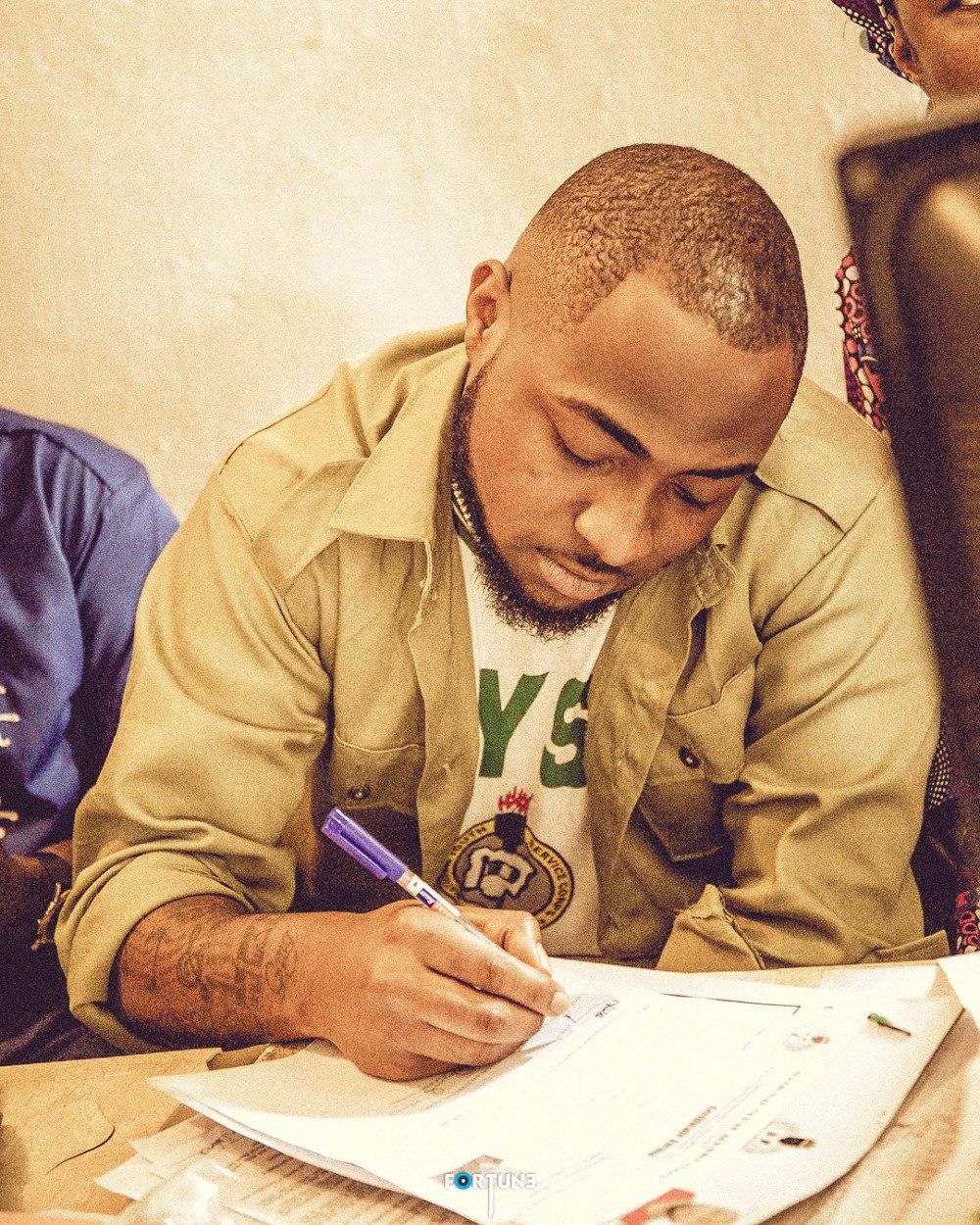 Davido joined other Nigerian graduates in 2018 for the mandatory service scheme