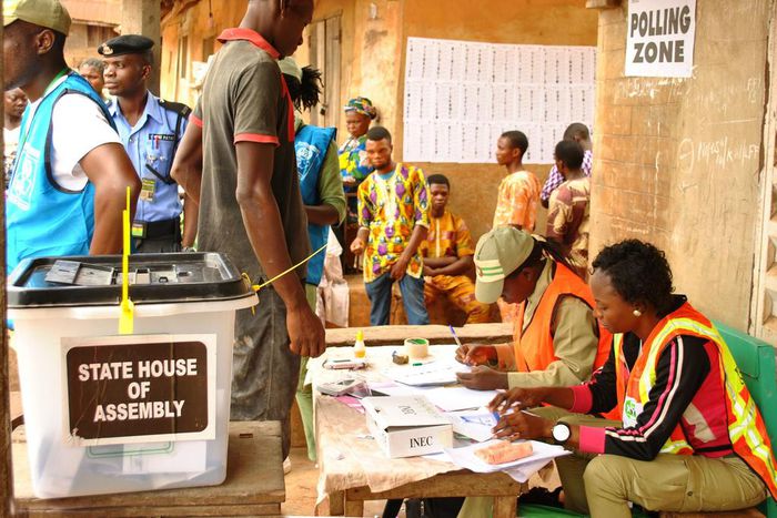 ___5096450___2016___5___31___17___PIC.+11.+ACCREDITATION+OF+VOTERS+IN+OKE-ERO+LOCAL+GOVERNMENT+AREA+OF+KWARA
