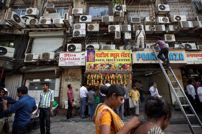 ___9118374___2018___11___19___10___Coolant-jumbo