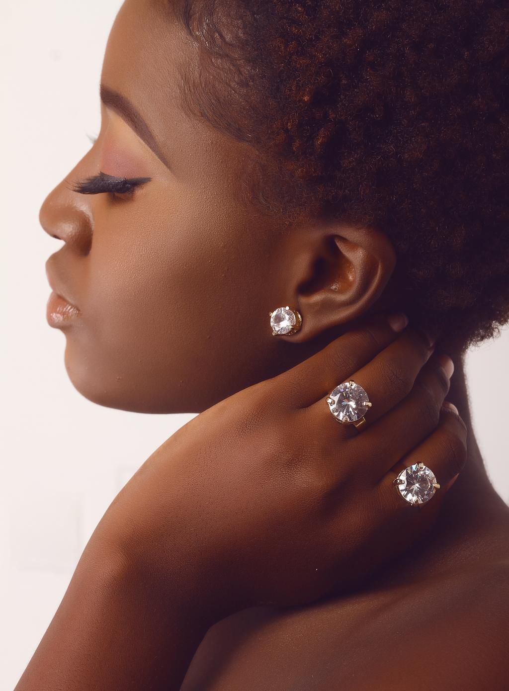 Bland2Glam presents their captivating Holiday collection full of festive sparkle
