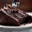 The secret recipe to moist and fluffy chocolate cake!