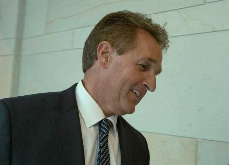 US Republican Senator Jeff Flake signaled his apparent satisfaction with an FBI investigation into Supreme Court nominee Judge Brett Kavanaugh
