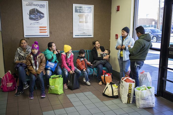 In El Paso, 'Manufactured Crisis' Over Asylum Puts a City on Edge