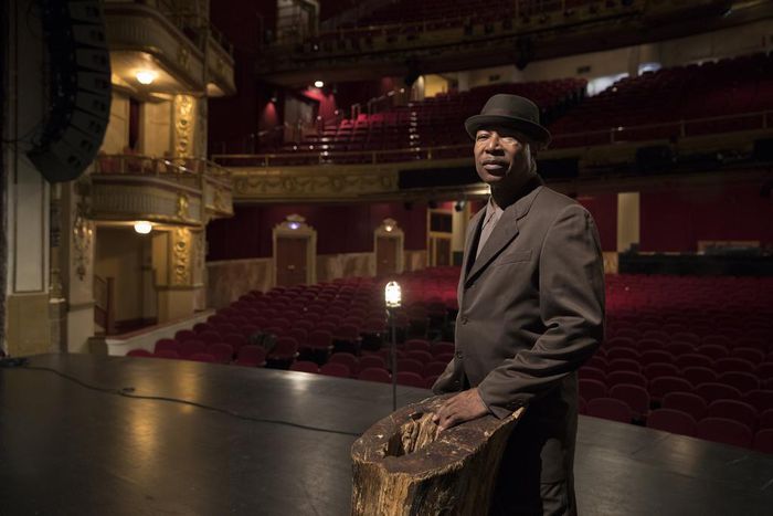 The Warm-up Master of Amateur Night at the Apollo Is Retiring. Wait, He Changed His Mind.