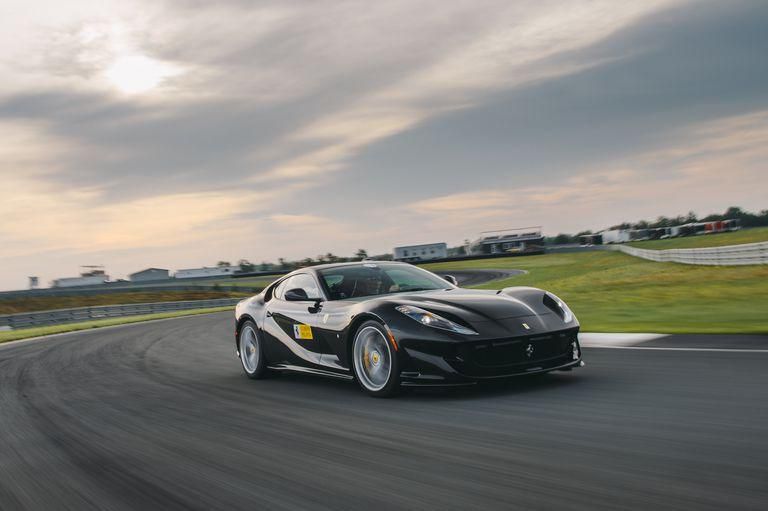 ___8977195___2018___10___14___18___dw-burnett-ferrari-corso-pilota-11-1539354540