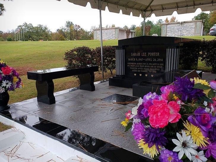 Kim Porter is buried next to her mother Sarah Lee Porter who passed away in 2014.