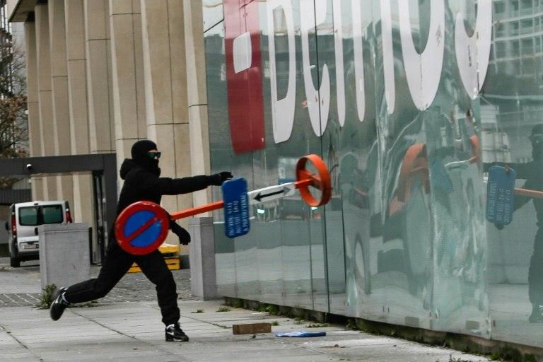 A "yellow vest" protest event in Brussels on Saturday, as the movement spreads to France's neighbours