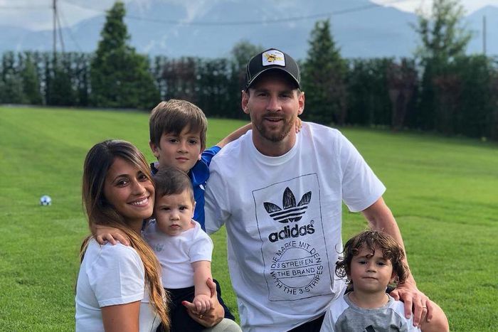 ___8832203___2018___9___9___19___Lionel+Messi+and+Family