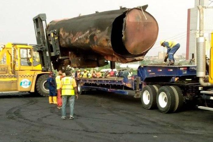 Emergency responders remove fuel tanker that caused Lagos explosion