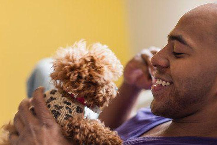 Men, here are 5 strangest things women find attractive in you. [huffpost]