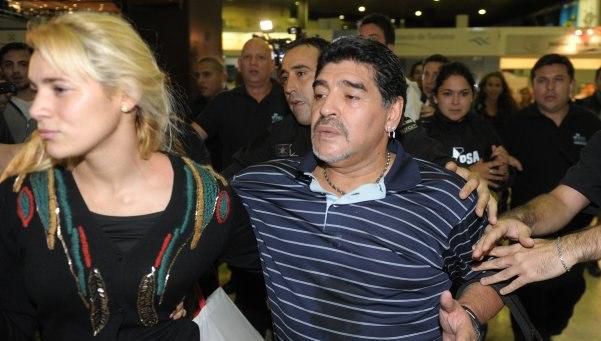 Maradona's 25-yr-old fiancee had arrived Argentina to attend the birthday party of her brother, Luciano