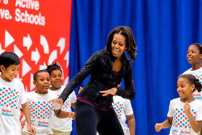 ___9116150___2018___11___18___7___hlh120118lifeaskheranything01-1542053480