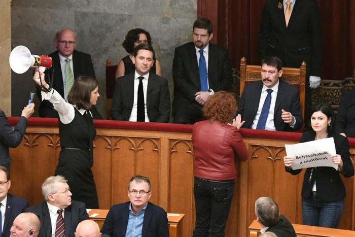 Rare scenes of chaos gripped the Hungarian parliament Wednesday