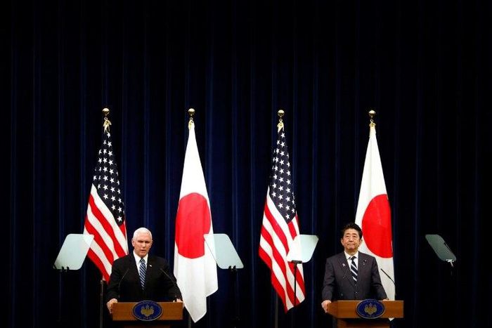 US Vice President Mike Pence and Japan's Prime Minister Shinzo Abe have agreed to negotiate a bilateral trade pact