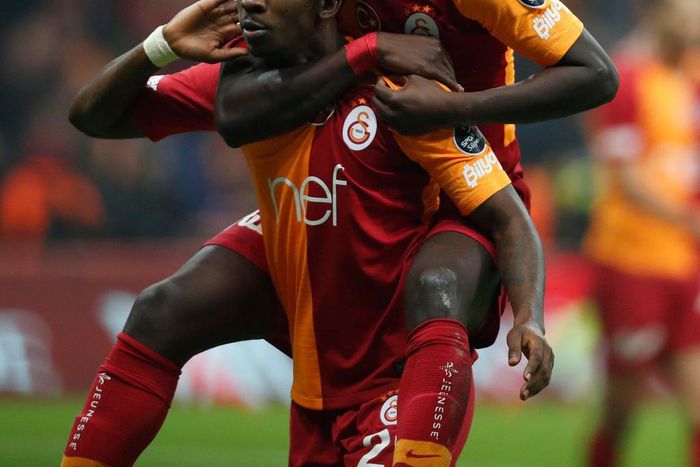 Henry Onyekuru improved in the second half (Galatasaray )