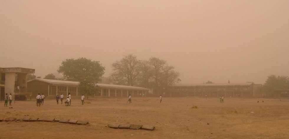 ___9168271___2018___12___5___5___Harmattan-Fog-in-Bolgatanga-Upper-East-Region-Ghana