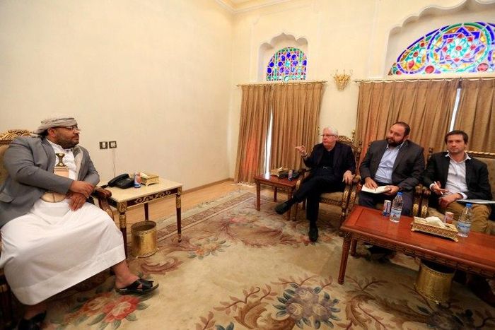UN envoy to Yemen Martin Griffiths (3rd-R) meets with Mohammed Ali al-Huthi (L), head of the Huthi Revolutionary Committee, in the capital Sanaa